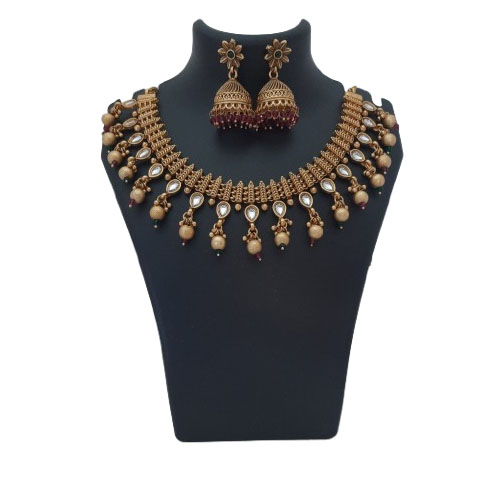 Traditional Sort Necklace set-image